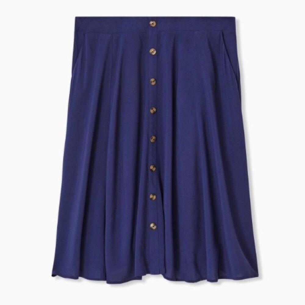 Torrid NWT size 4 (26W) Midi Challis Button-Front Skirt